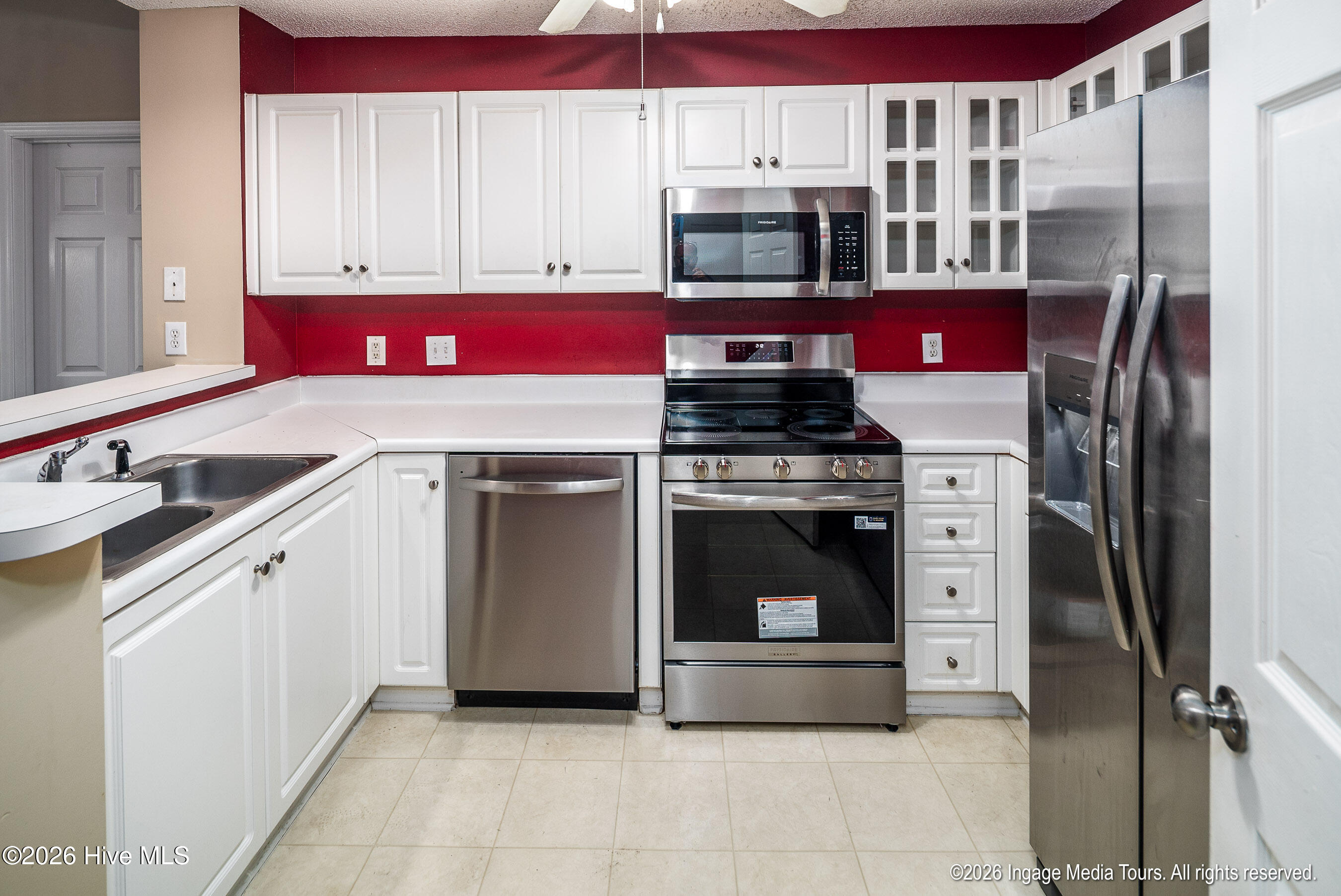 515 Spring Forest Road, Unit E Greenville, NC 27834 - Photo 13 of 27 20260520 MLS C_Barber Pickups-SCREEN-3