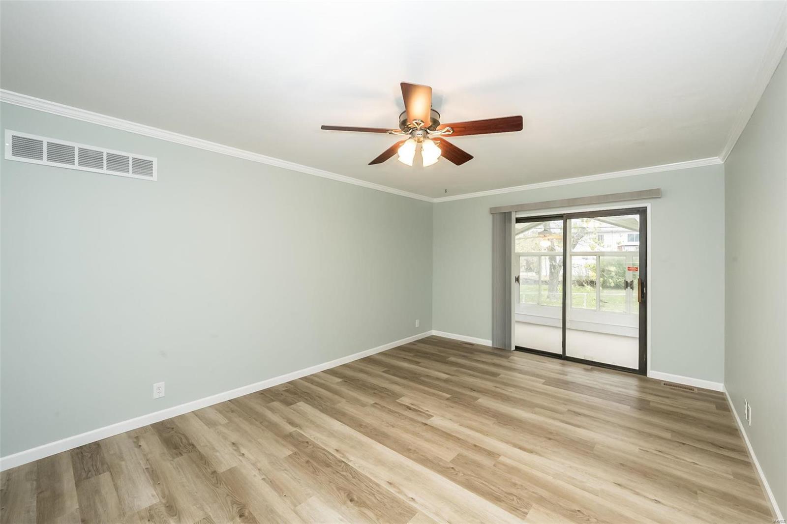 11641 Frontier Drive St. Louis, MO 63146 - Photo 18 of 43