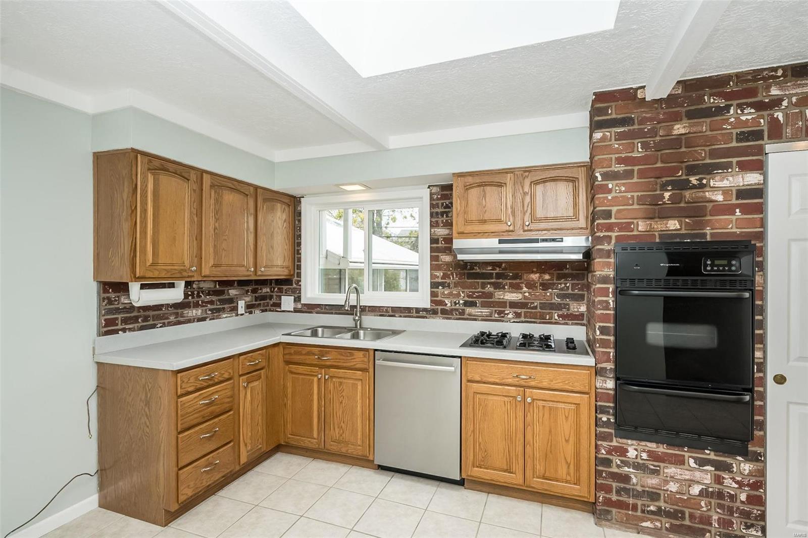 11641 Frontier Drive St. Louis, MO 63146 - Photo 23 of 43