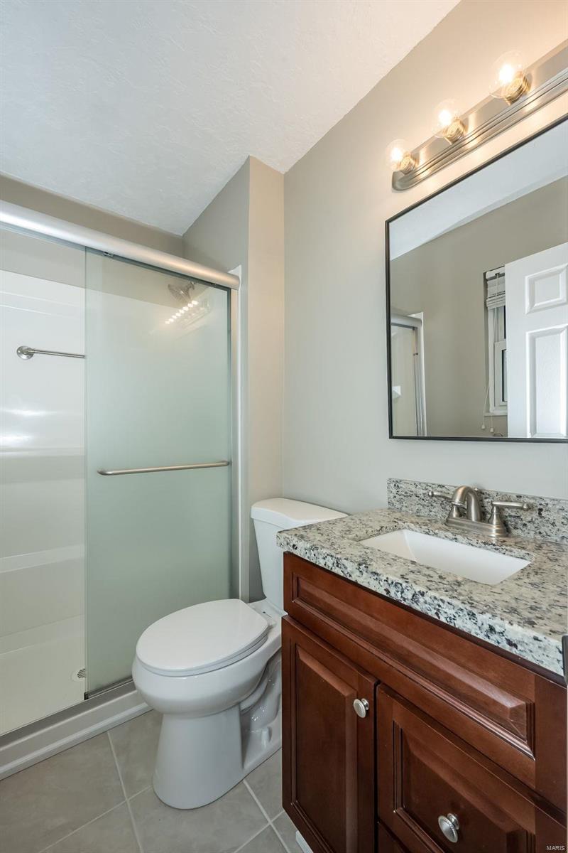 11641 Frontier Drive St. Louis, MO 63146 - Photo 30 of 43