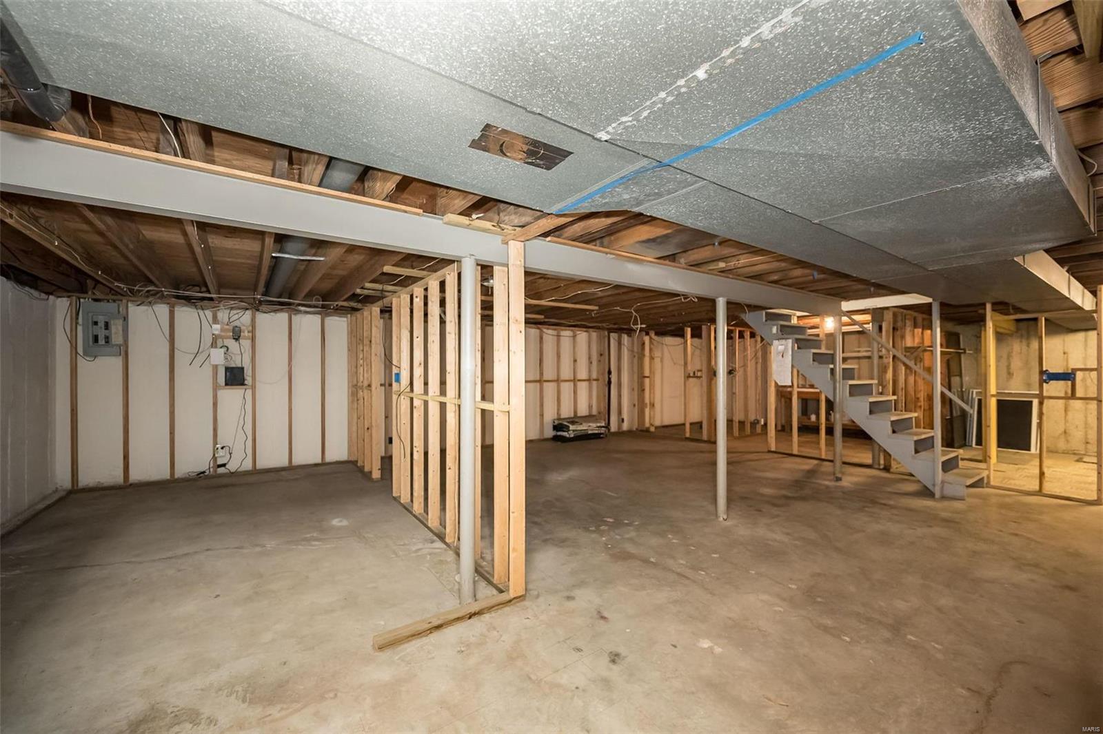 11641 Frontier Drive St. Louis, MO 63146 - Photo 37 of 43