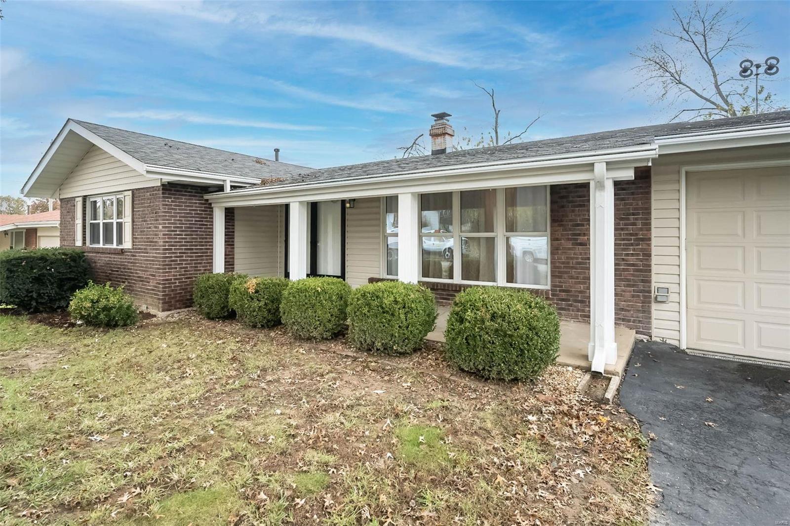 11641 Frontier Drive St. Louis, MO 63146 - Photo 5 of 43