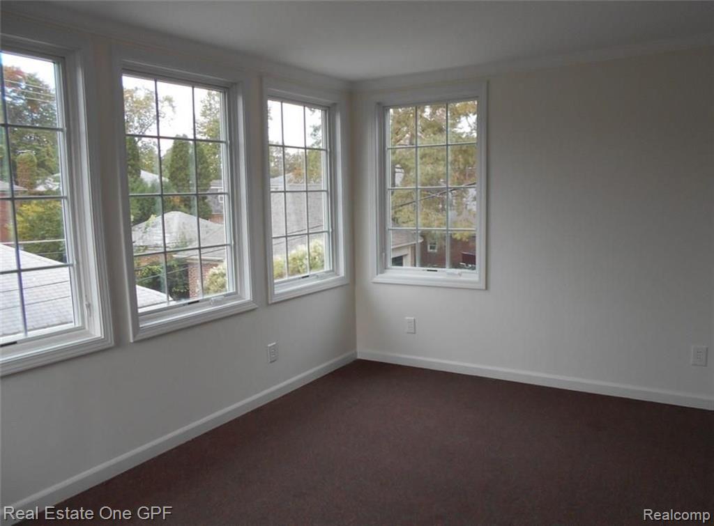 725 Harcourt Road Grosse Pointe, MI 48230 - Photo 21 of 28