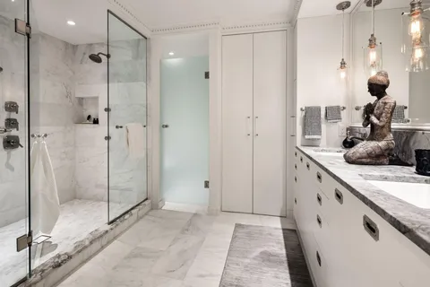 $2,999,000 | 560 Indian Mound Street East, Unit 1C, Wayzata, MN 55391