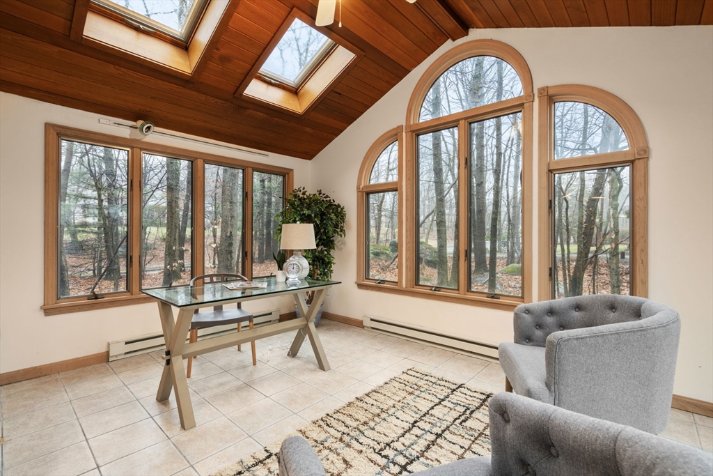 37 Castle Drive Sharon, MA 02067 - Photo 16 of 38