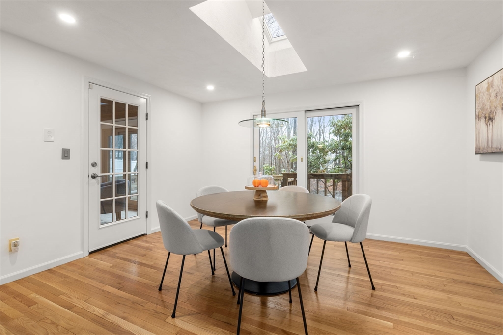 37 Castle Drive Sharon, MA 02067 - Photo 7 of 38