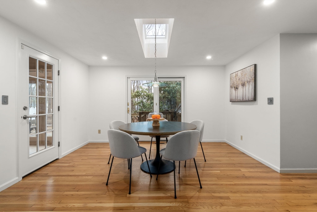 37 Castle Drive Sharon, MA 02067 - Photo 8 of 38