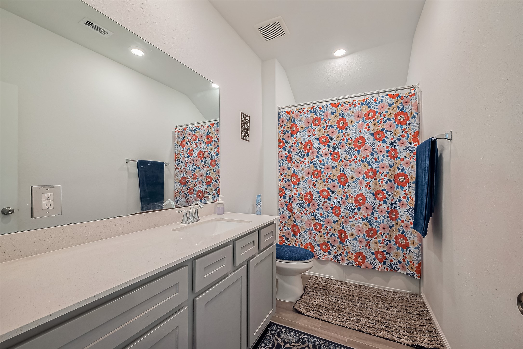 4134 Champlain Way Iowa Colony, TX 77583 - Photo 29 of 38 a bathroom with a sink toilet and shower