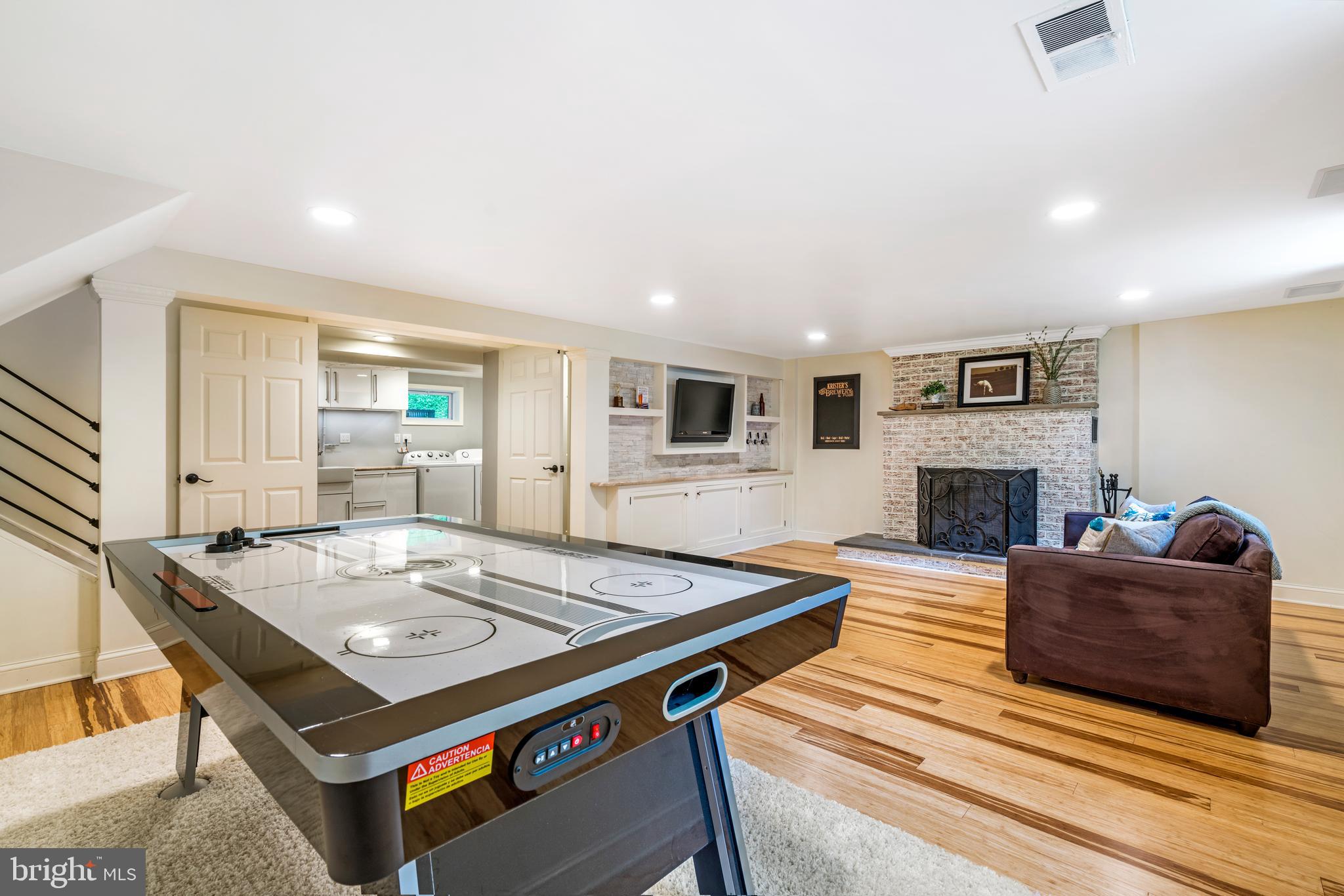 585 Brookwood Road Wayne, PA 19087 - Photo 15 of 20 Family /Game Room