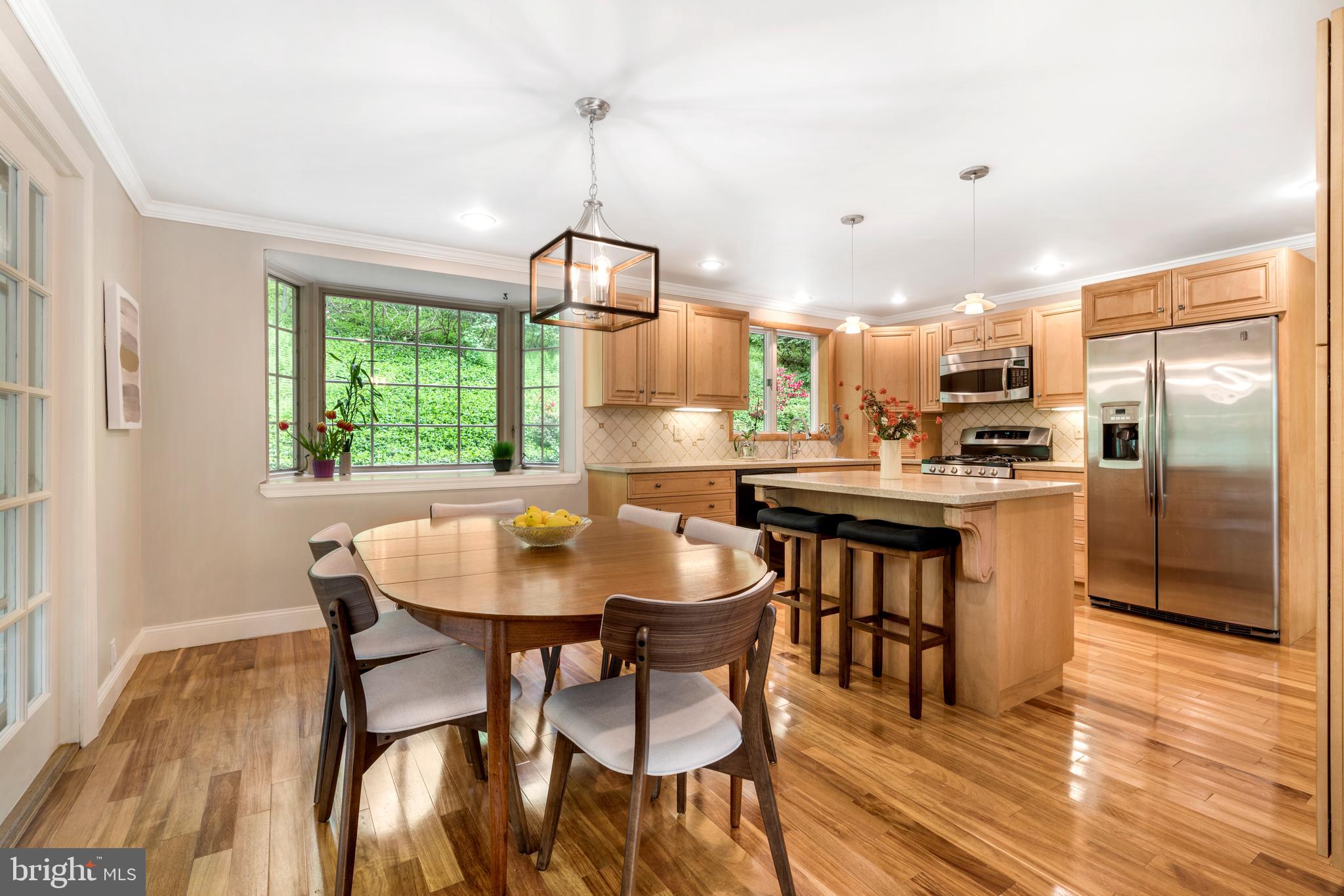 585 Brookwood Road Wayne, PA 19087 - Photo 5 of 20 Kitchen