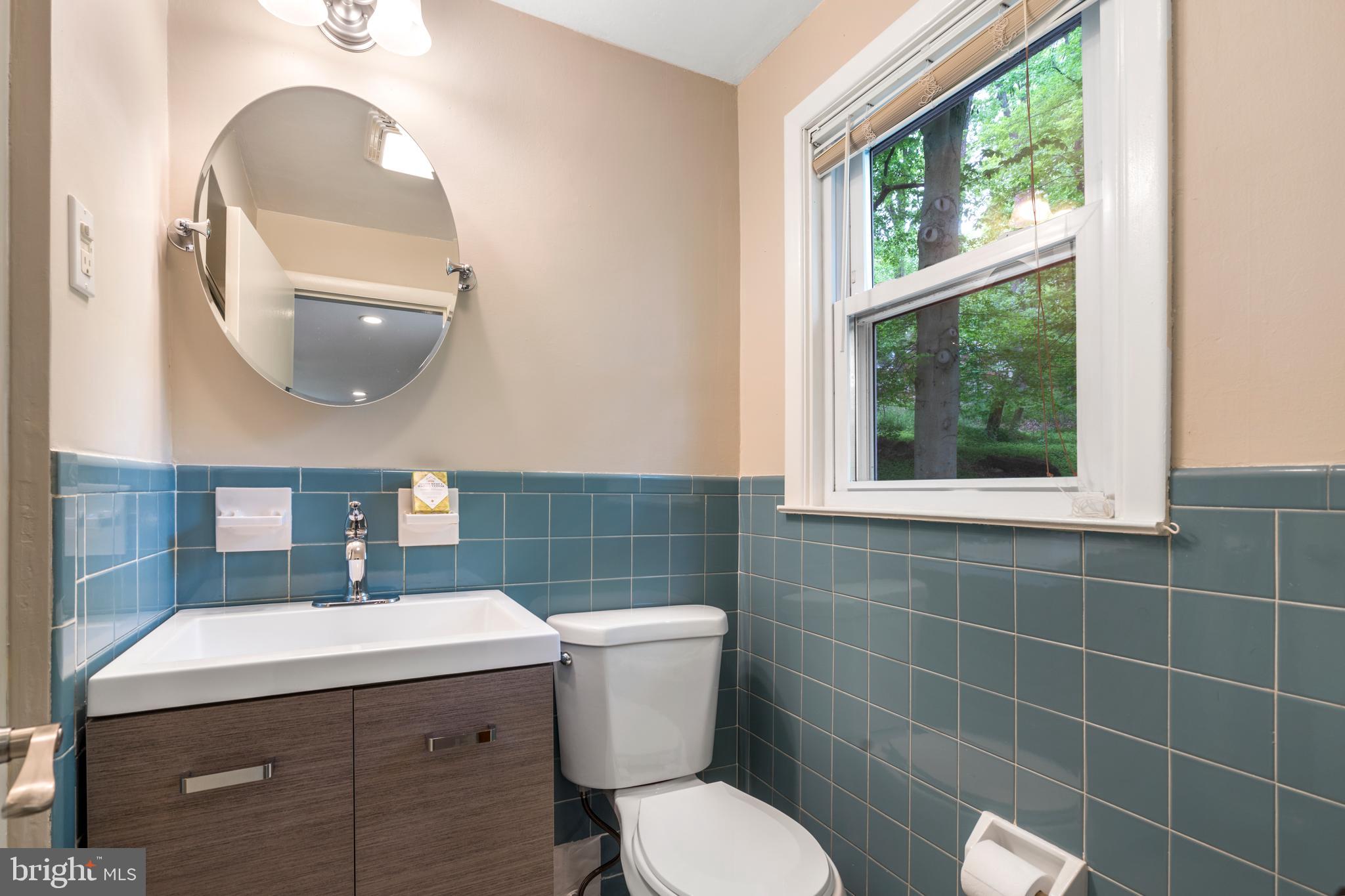 585 Brookwood Road Wayne, PA 19087 - Photo 10 of 20 Master Bath