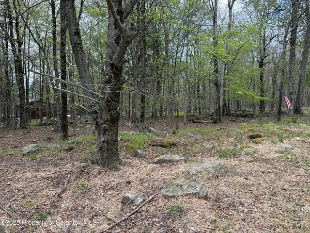 $18,000 | Pocono Drive East, Gouldsboro, PA 18424