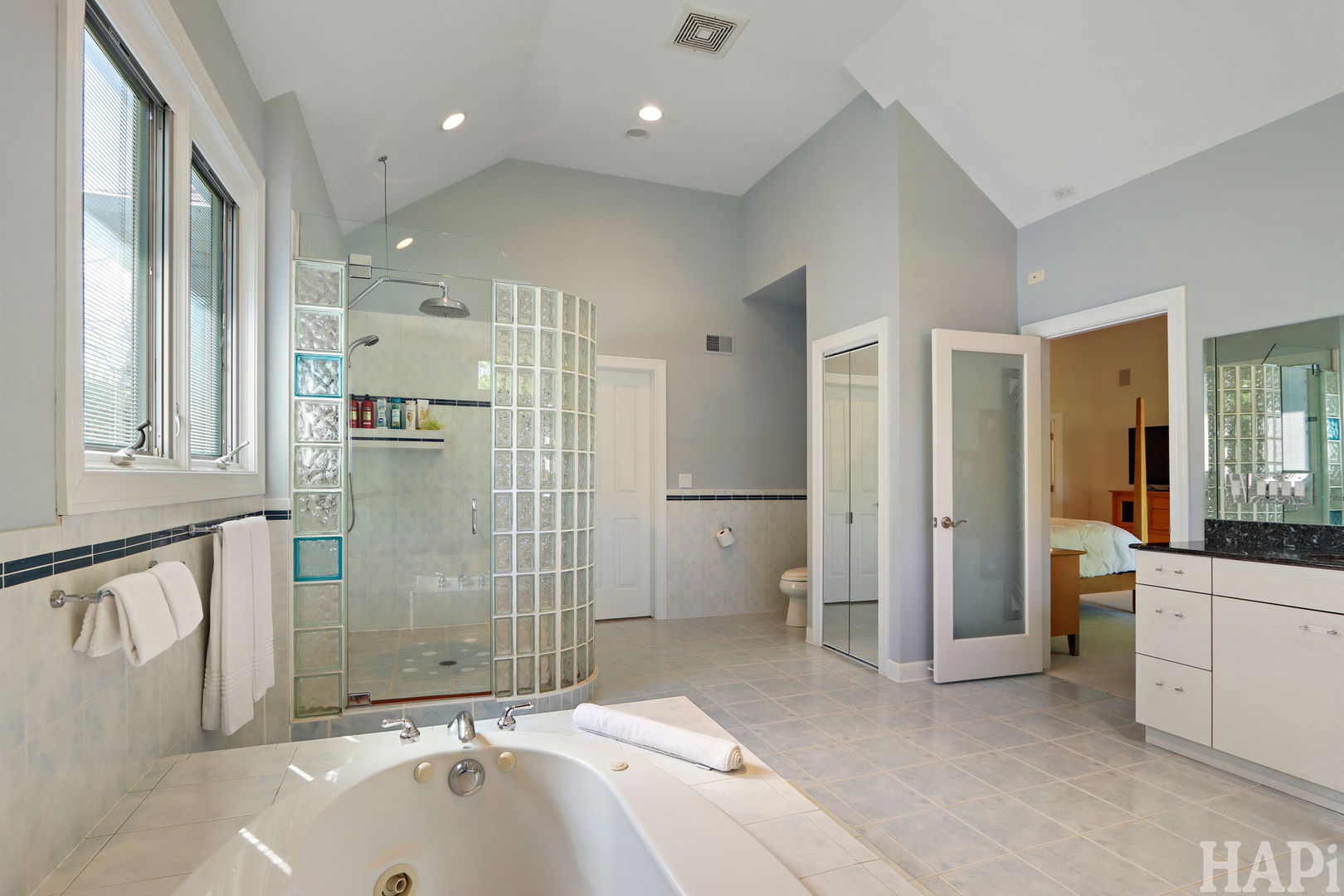225 Spruce Road Northbrook, IL 60062 - Photo 19 of 40