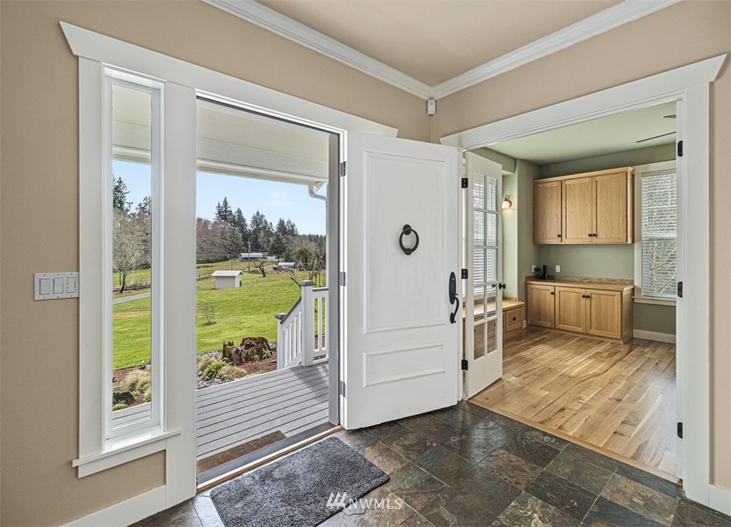 1010 Bulman Road Southeast Port Orchard, WA 98366 - Photo 6 of 31 Gallery Image 6