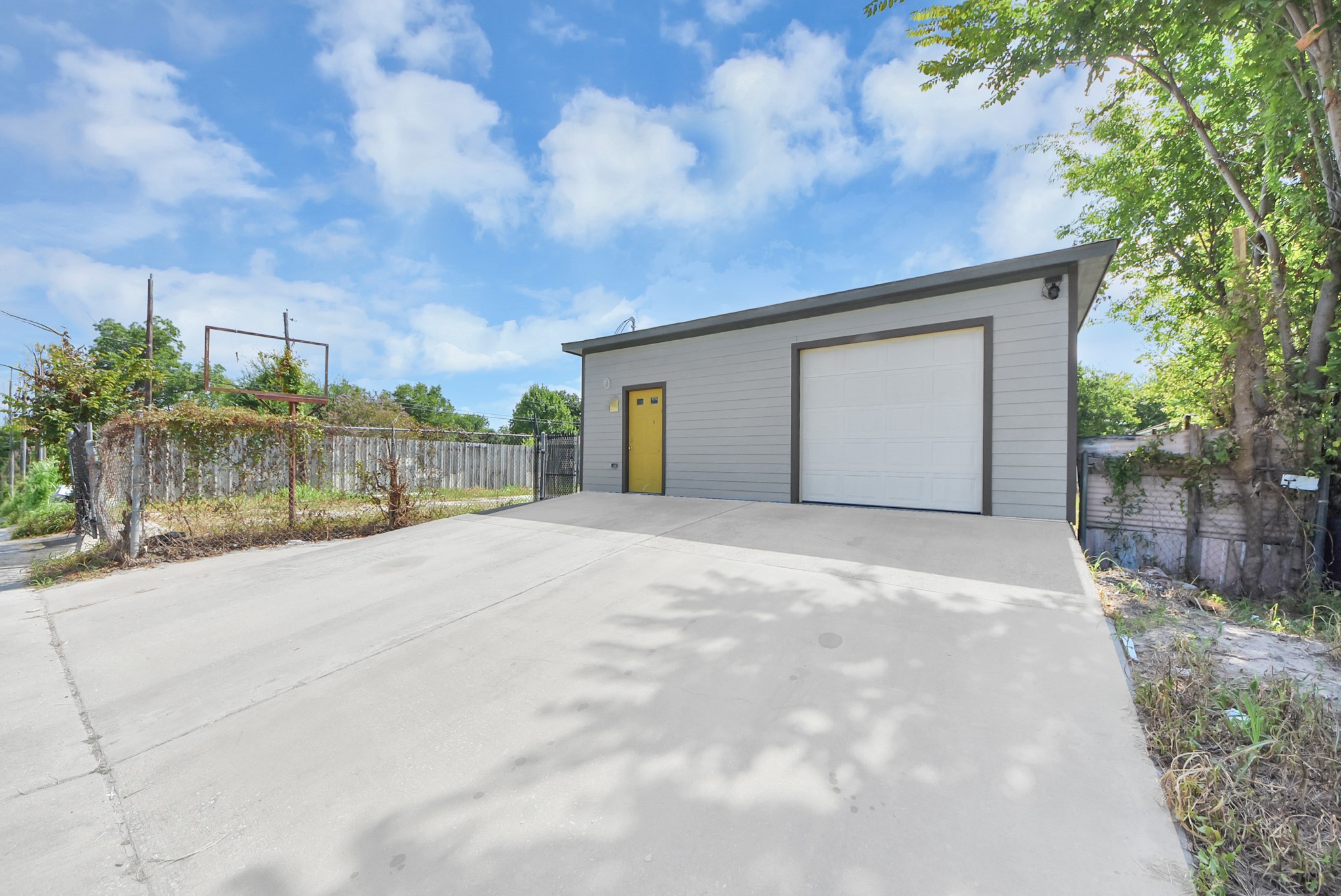 10340 Aldine Westfield Road Houston, TX 77093 - Photo 36 of 37 Gallery Image 36