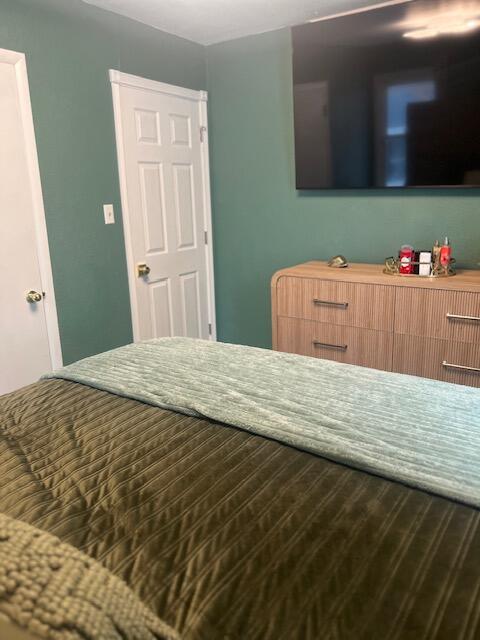 3359 South 20th Street Milwaukee, WI 53215 - Photo 21 of 48 MASTER BEDROOM