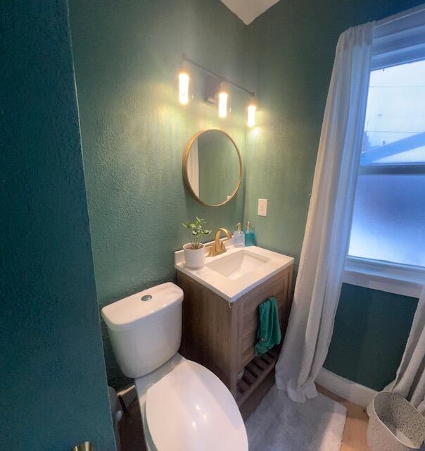 3359 South 20th Street Milwaukee, WI 53215 - Photo 31 of 48 BATHROOM