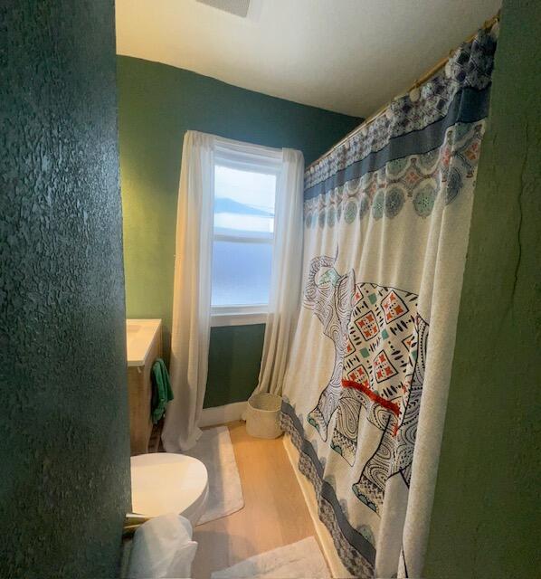 3359 South 20th Street Milwaukee, WI 53215 - Photo 33 of 48 BATHROOM