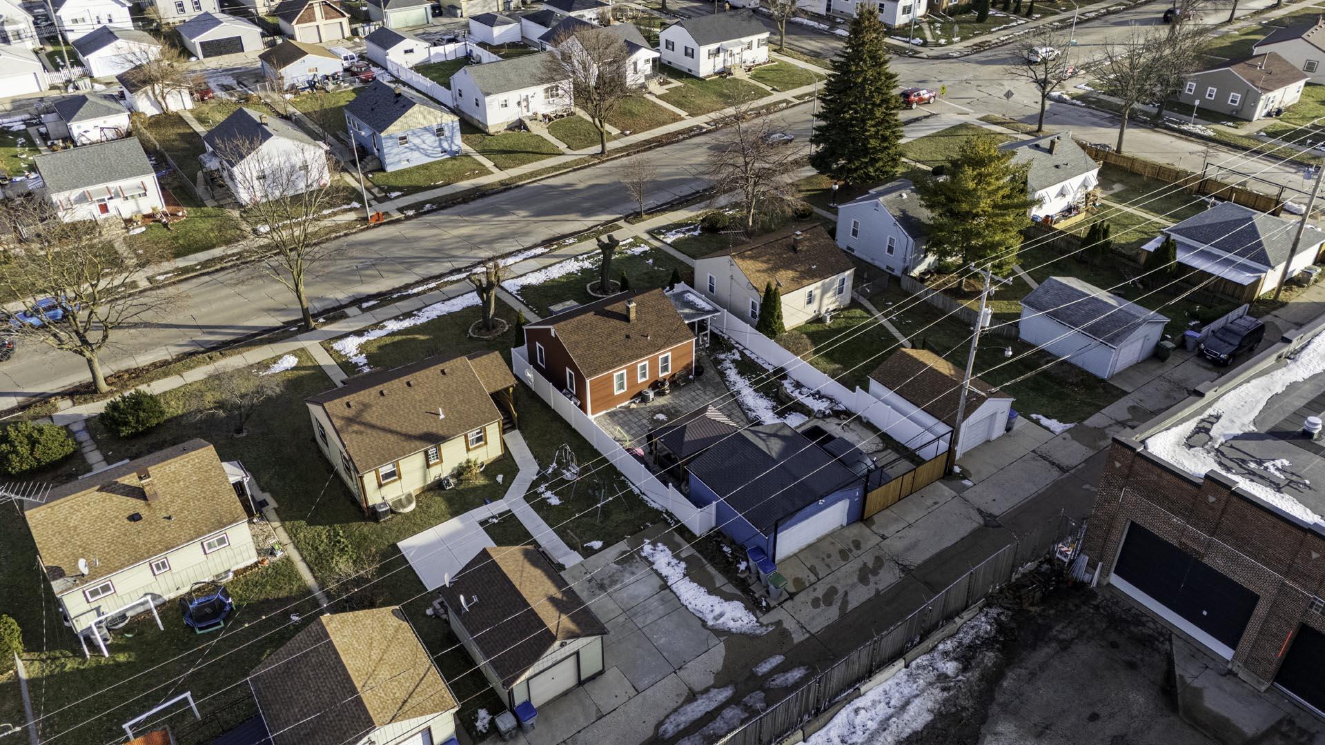 3359 South 20th Street Milwaukee, WI 53215 - Photo 47 of 48 DJI_20251224043605_0145_D-HDR