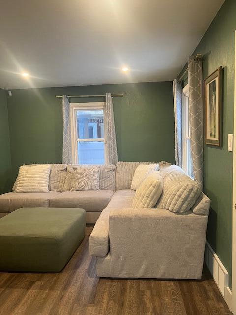 3359 South 20th Street Milwaukee, WI 53215 - Photo 8 of 48 LIVING ROOM