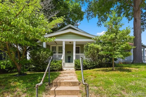 $240,000 | 7727 Jerome Avenue, Maplewood, MO 63143