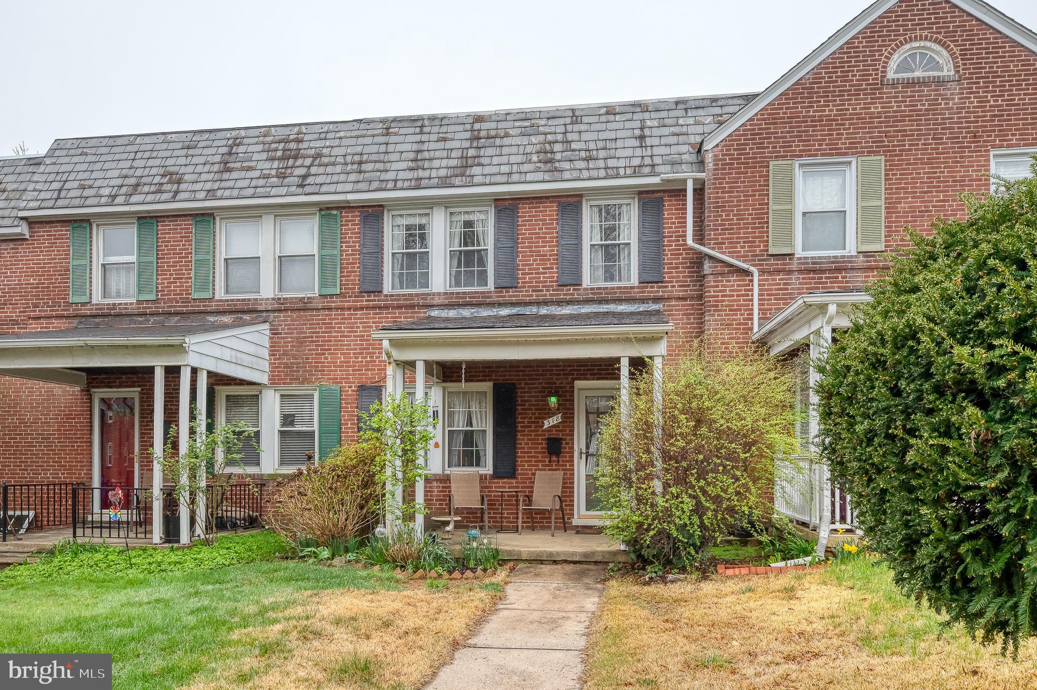 318 Westshire Road Baltimore, MD 21229 - Photo 2 of 55 Interior Unit