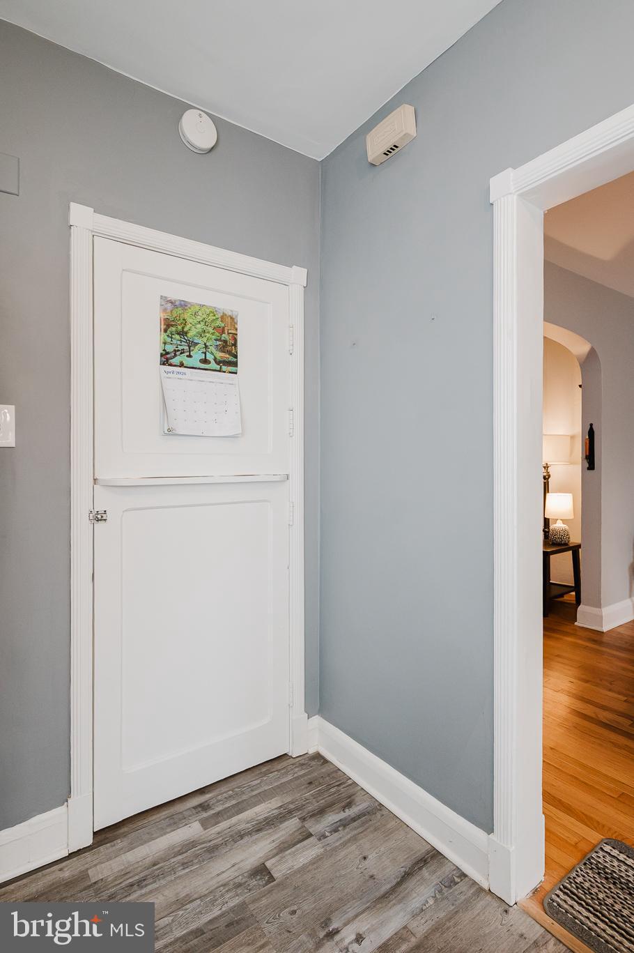 318 Westshire Road Baltimore, MD 21229 - Photo 26 of 55 close off the door from the living room