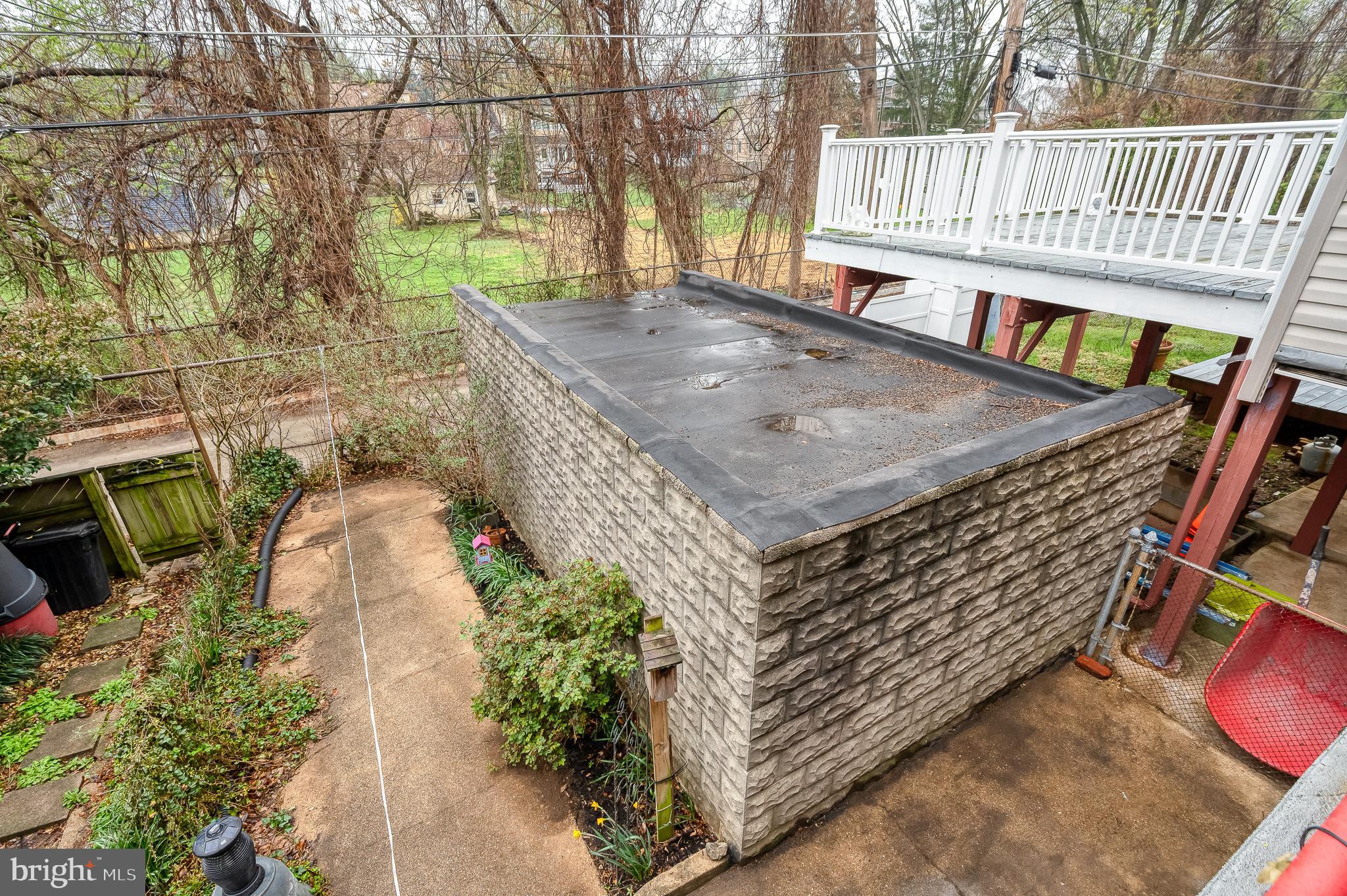 318 Westshire Road Baltimore, MD 21229 - Photo 53 of 55 Garage