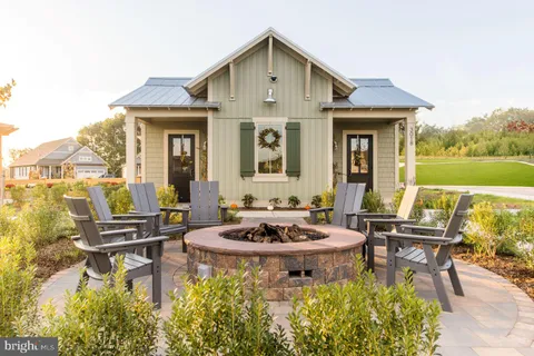 $443,900 | 3520 Starlight Street, Unit 302, Frederick, MD 21704