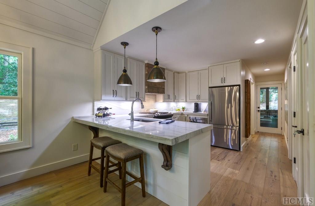 80 North Cobb Road Highlands, NC 28741 - Photo 10 of 26 Gallery Image 10