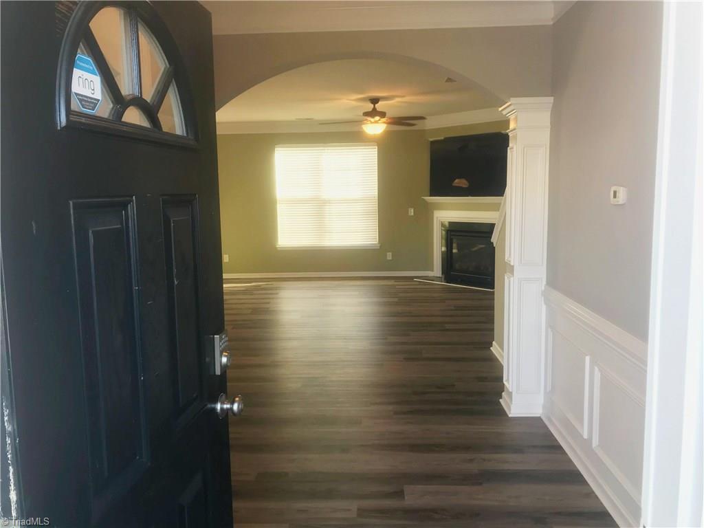 749 Spinning Wheel Point High Point, NC 27265 - Photo 3 of 36 Gallery Image 3