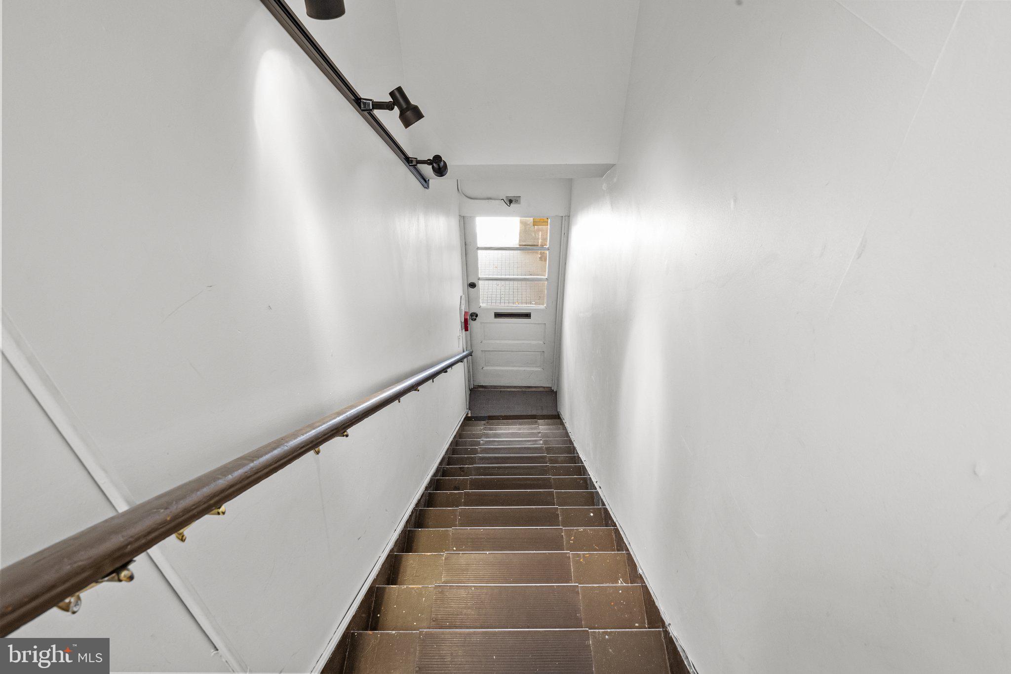 87 East Butler Avenue Ambler, PA 19002 - Photo 4 of 29