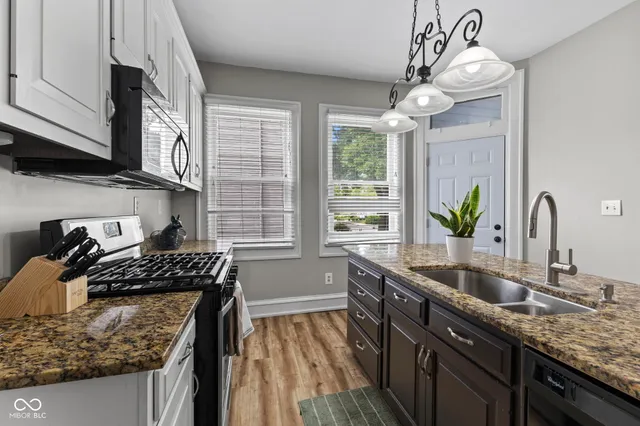 $350,000 | 1440 North Park Avenue, Indianapolis, IN 46202