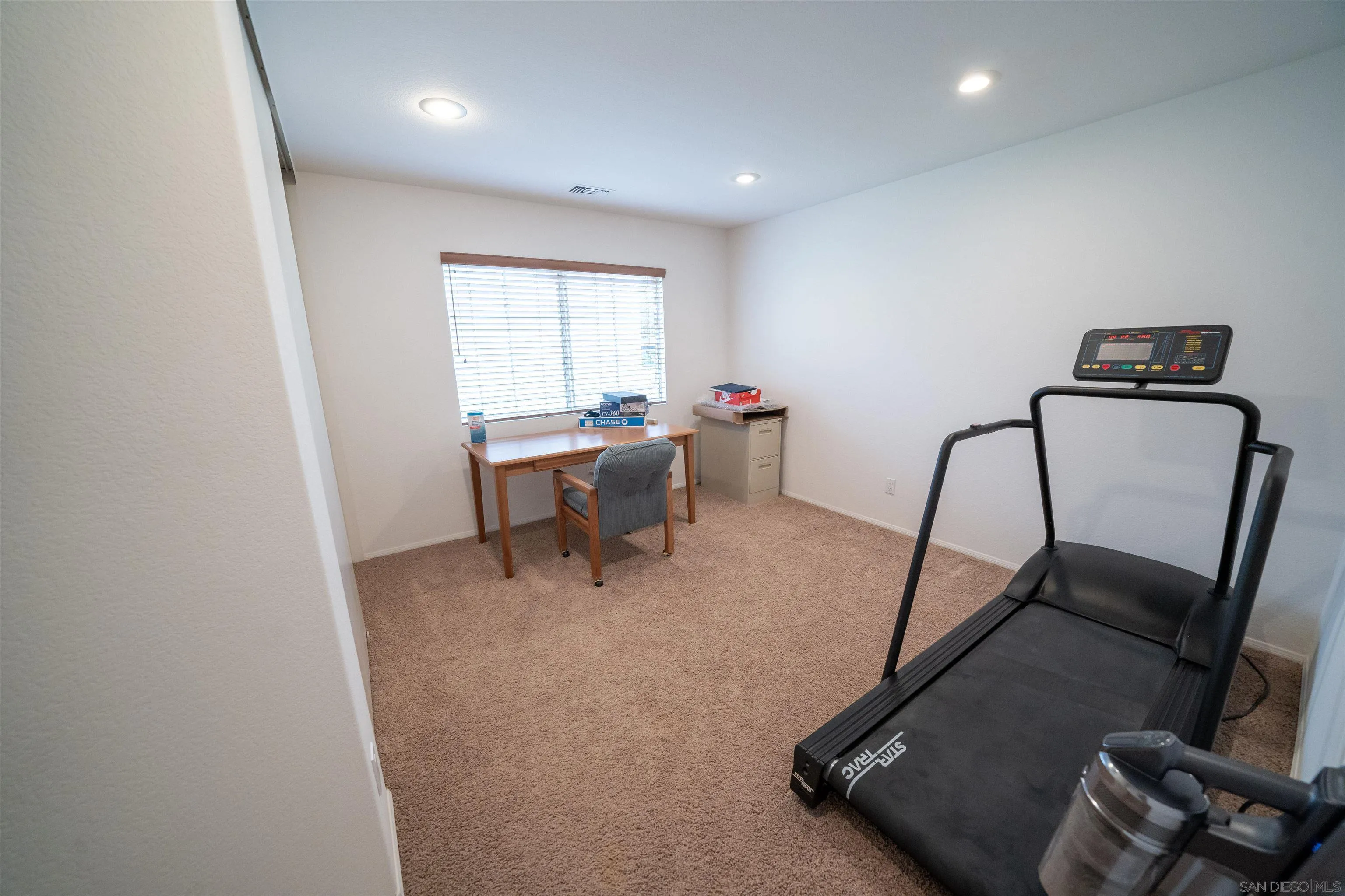 12643 West Rancho Estates Place Rancho Cucamonga, CA 91739 - Photo 10 of 16