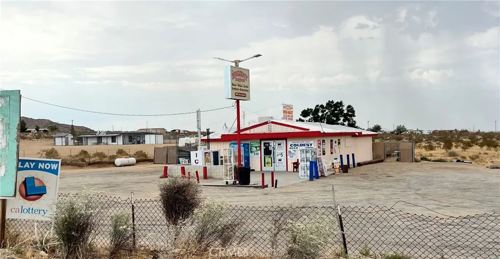 0 Reche Landers, CA 92285 - Photo 9 of 14 a view of a street with cars