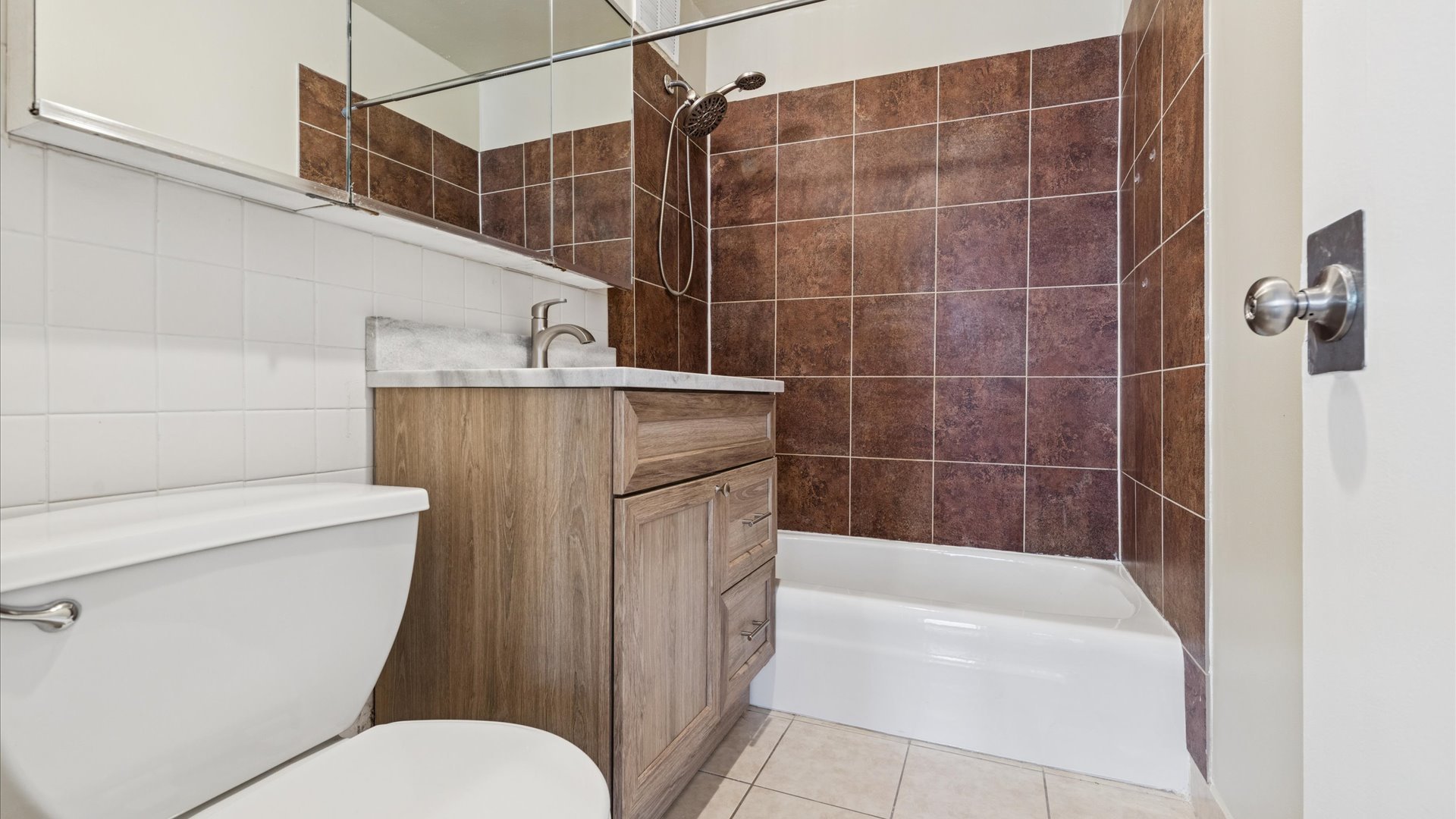 655 West Irving Park Road, Unit 3704 Chicago, IL 60613 - Photo 12 of 29