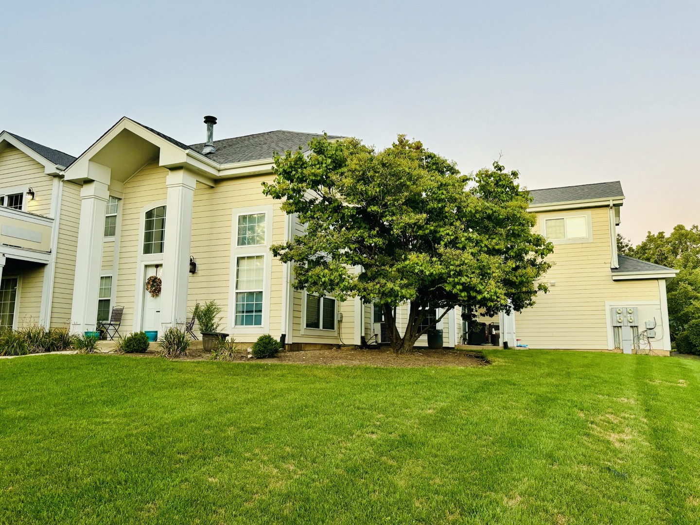 9515 Georgetown Lane Lakewood, IL 60014 - Photo 3 of 25