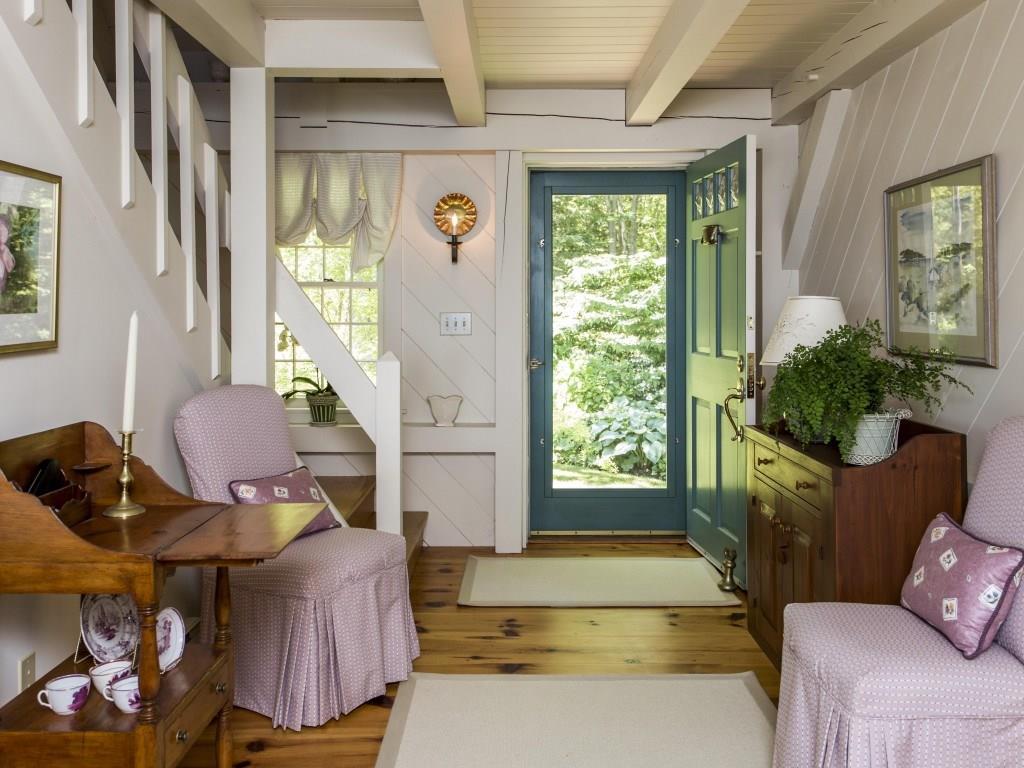 30 Decker Reef Road Boothbay, ME 04544 - Photo 5 of 29 Foyer