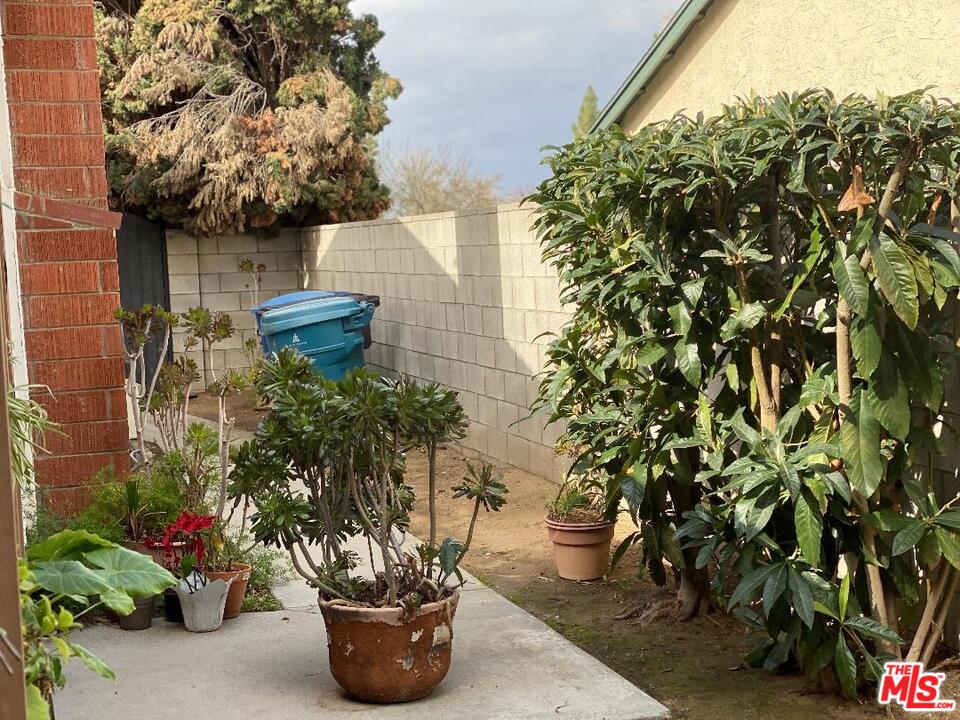9890 Lincoln Avenue Riverside, CA 92503 - Photo 14 of 15