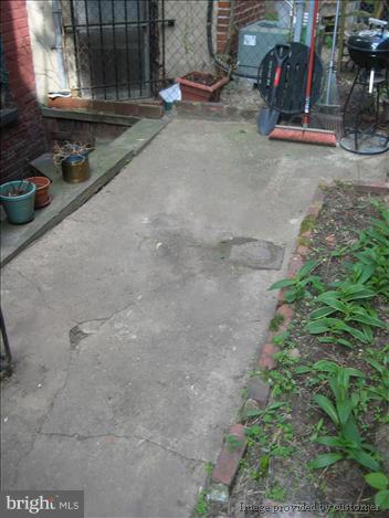 1802 S Street Northwest Washington, DC 20009 - Photo 20 of 30 Exterior (Rear)