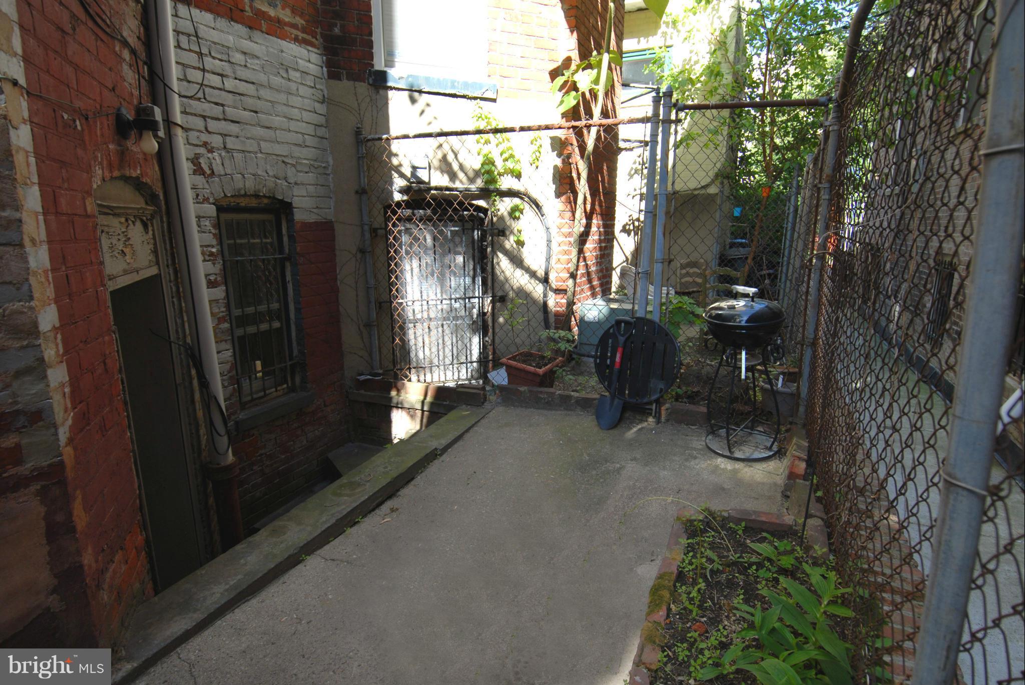 1802 S Street Northwest Washington, DC 20009 - Photo 24 of 30 Exterior (Rear)