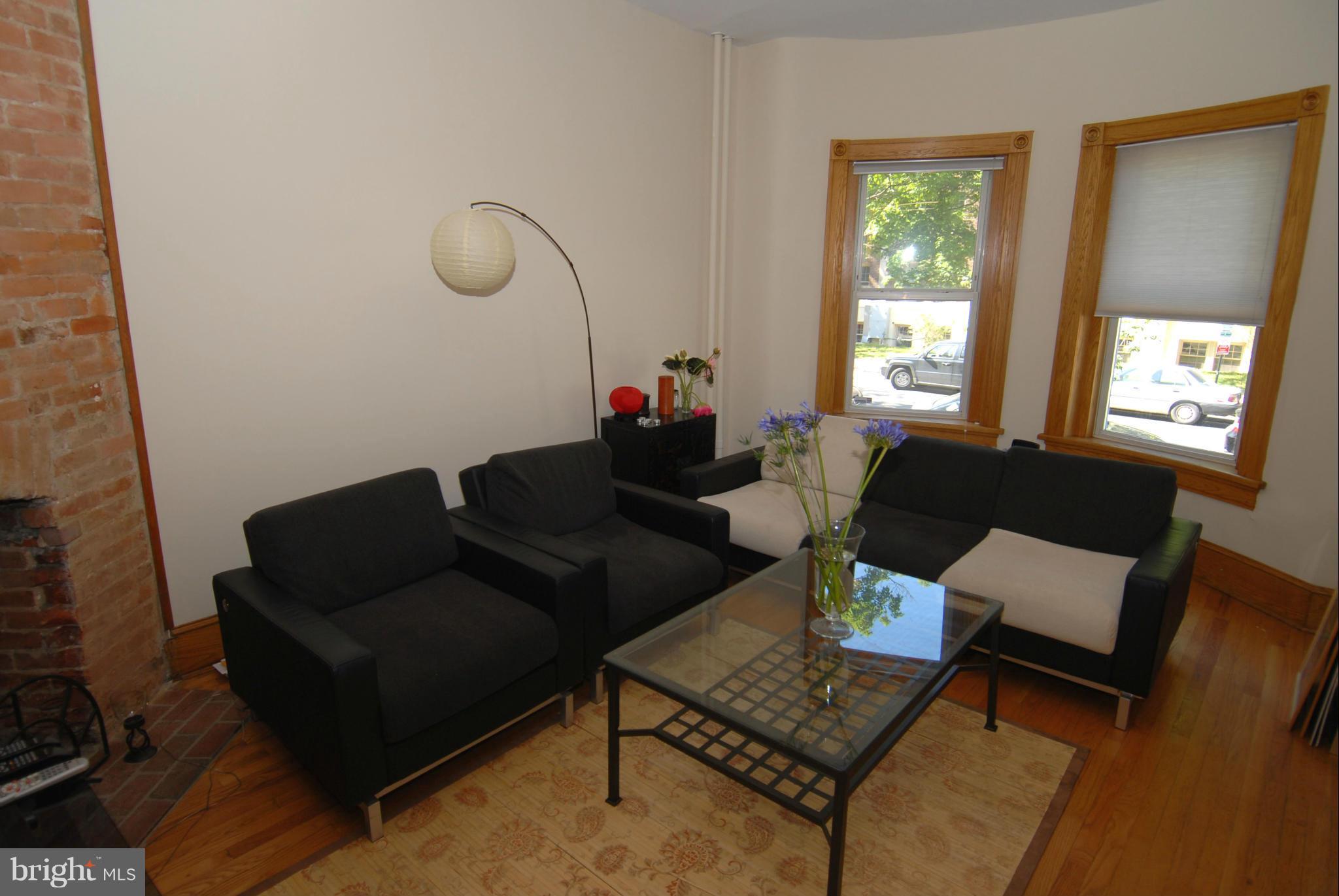1802 S Street Northwest Washington, DC 20009 - Photo 10 of 30 Living Room