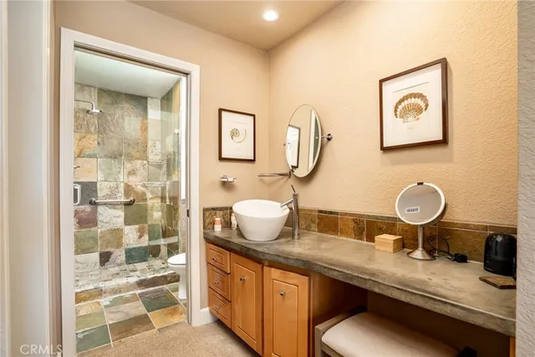 $1,299,000 | 7892 Waterfall Circle, Huntington Beach, CA 92648