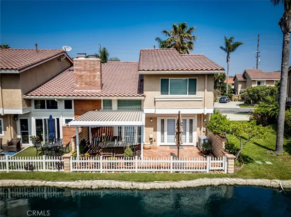 $1,299,000 | 7892 Waterfall Circle, Huntington Beach, CA 92648