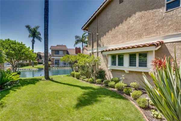$1,299,000 | 7892 Waterfall Circle, Huntington Beach, CA 92648