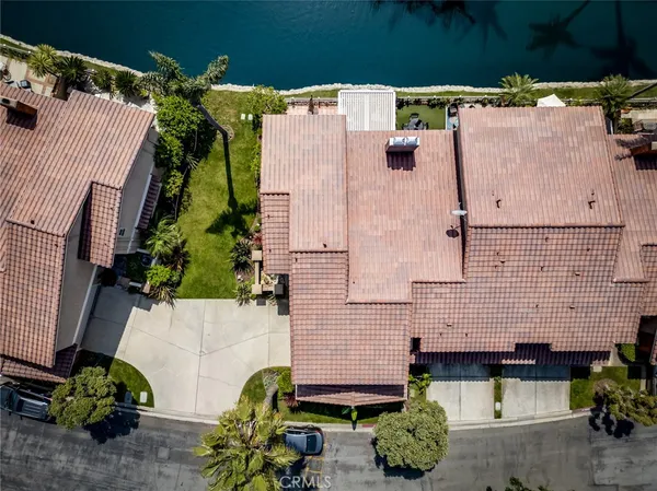 $1,299,000 | 7892 Waterfall Circle, Huntington Beach, CA 92648