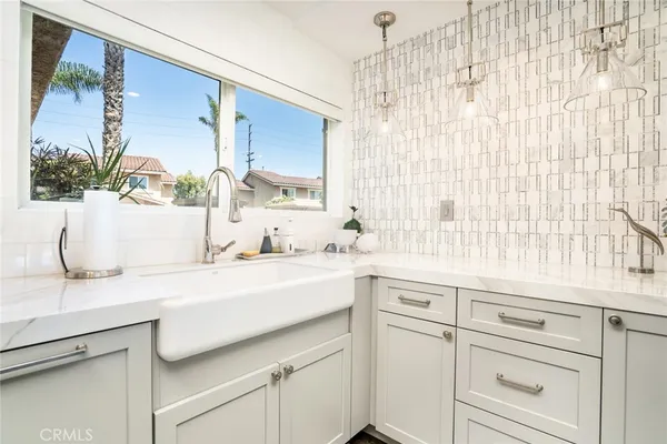 $1,299,000 | 7892 Waterfall Circle, Huntington Beach, CA 92648