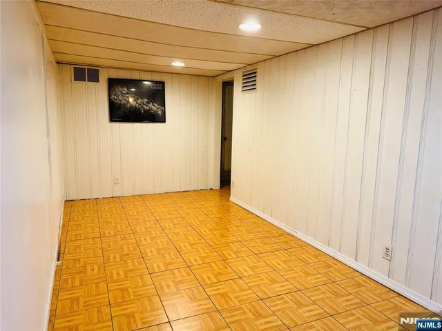 $550,000 | 419-421 19th Avenue, Paterson, NJ 07504