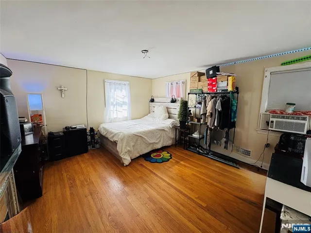 $550,000 | 419-421 19th Avenue, Paterson, NJ 07504