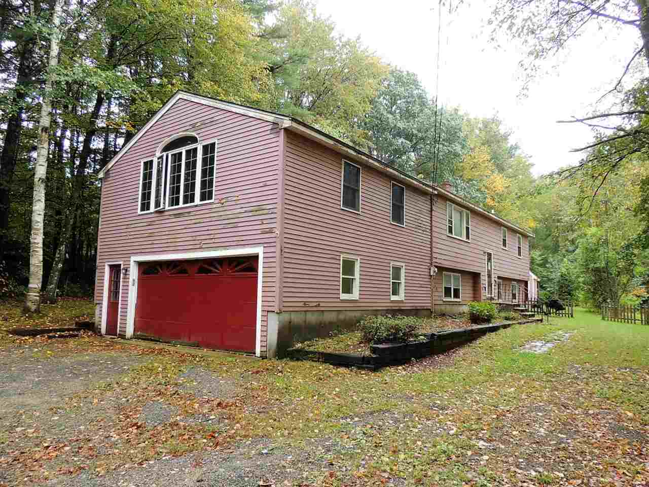 5 Currierville Road Newton, NH 03858 - Photo 1 of 17